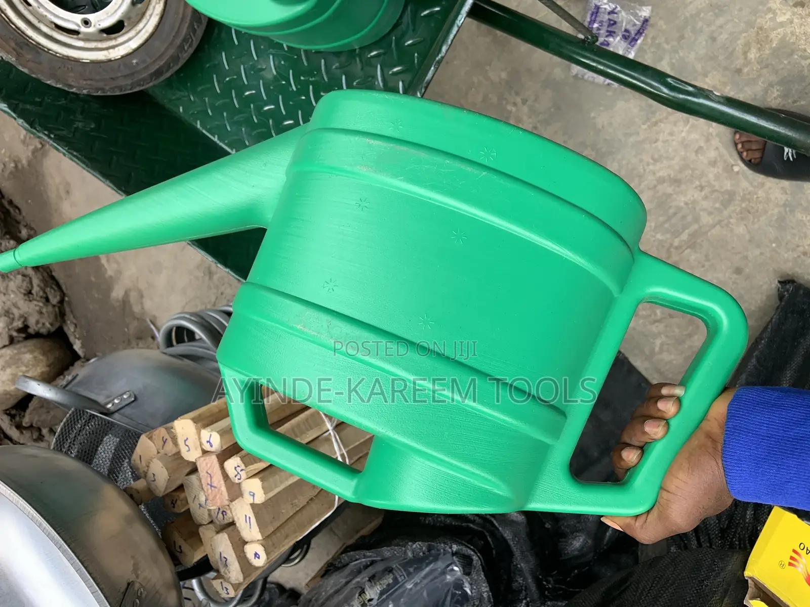 Plastic Watering Can (10litres)
