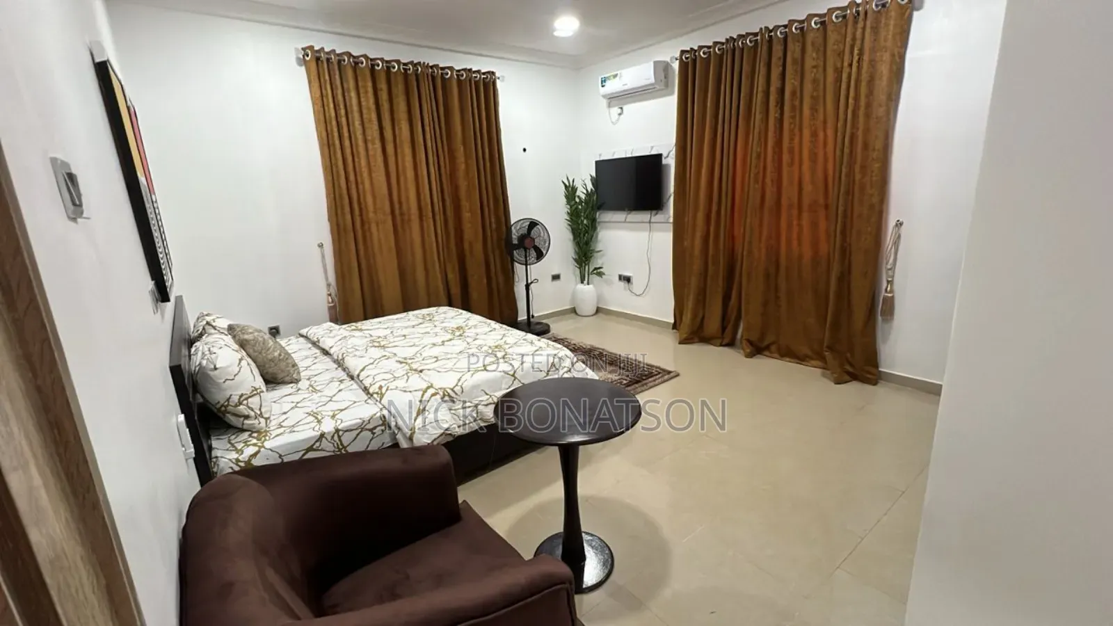 Stand Alone Fully Furnished and Serviced Bungalow