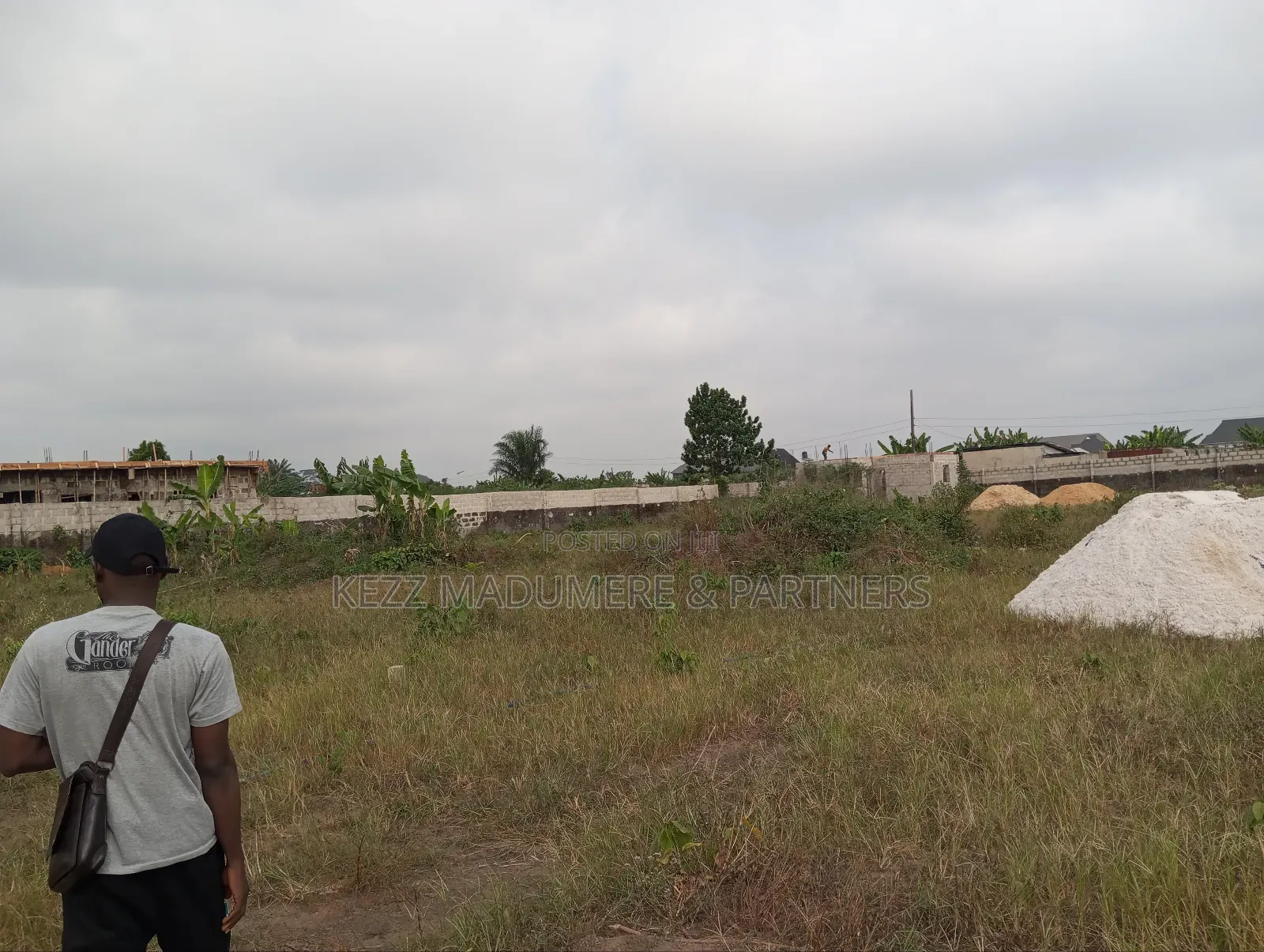 For Sale : 41⁄2 Fenced Plots Near Ikwere Rd Near Happybite