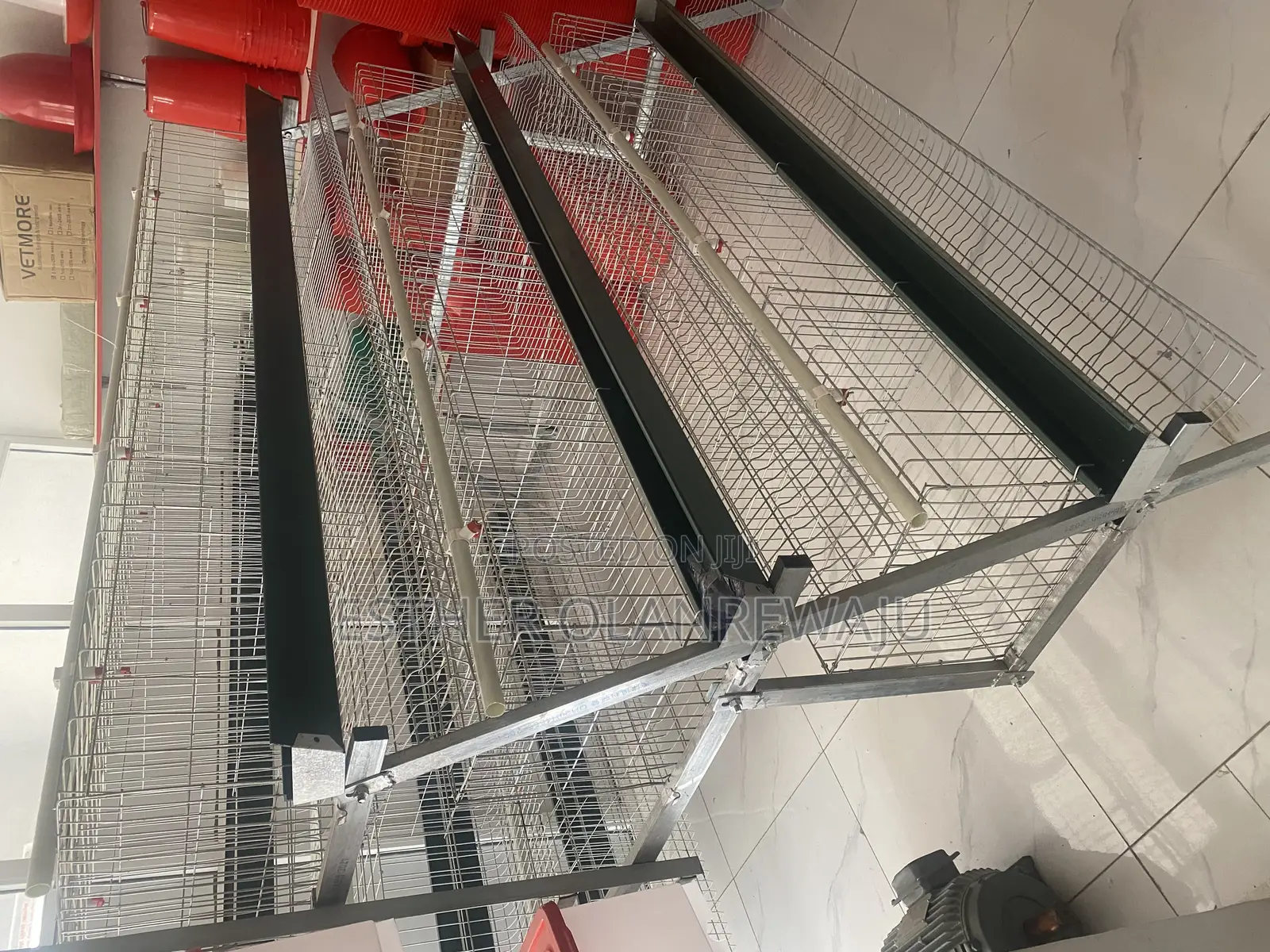 96 Capacity Layers Cage