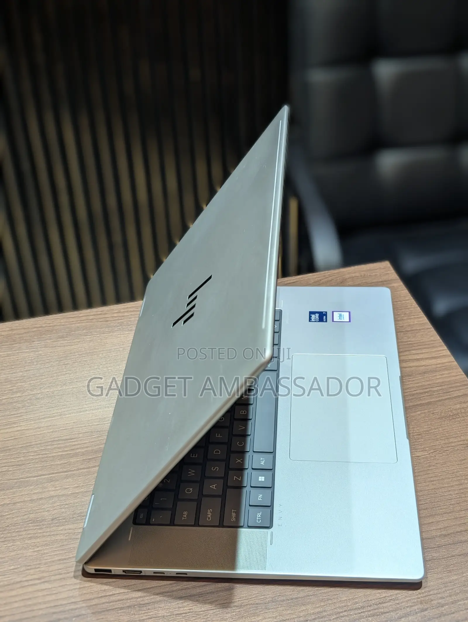 Laptop HP 16GB Intel Core Ultra 7 SSD 512GB