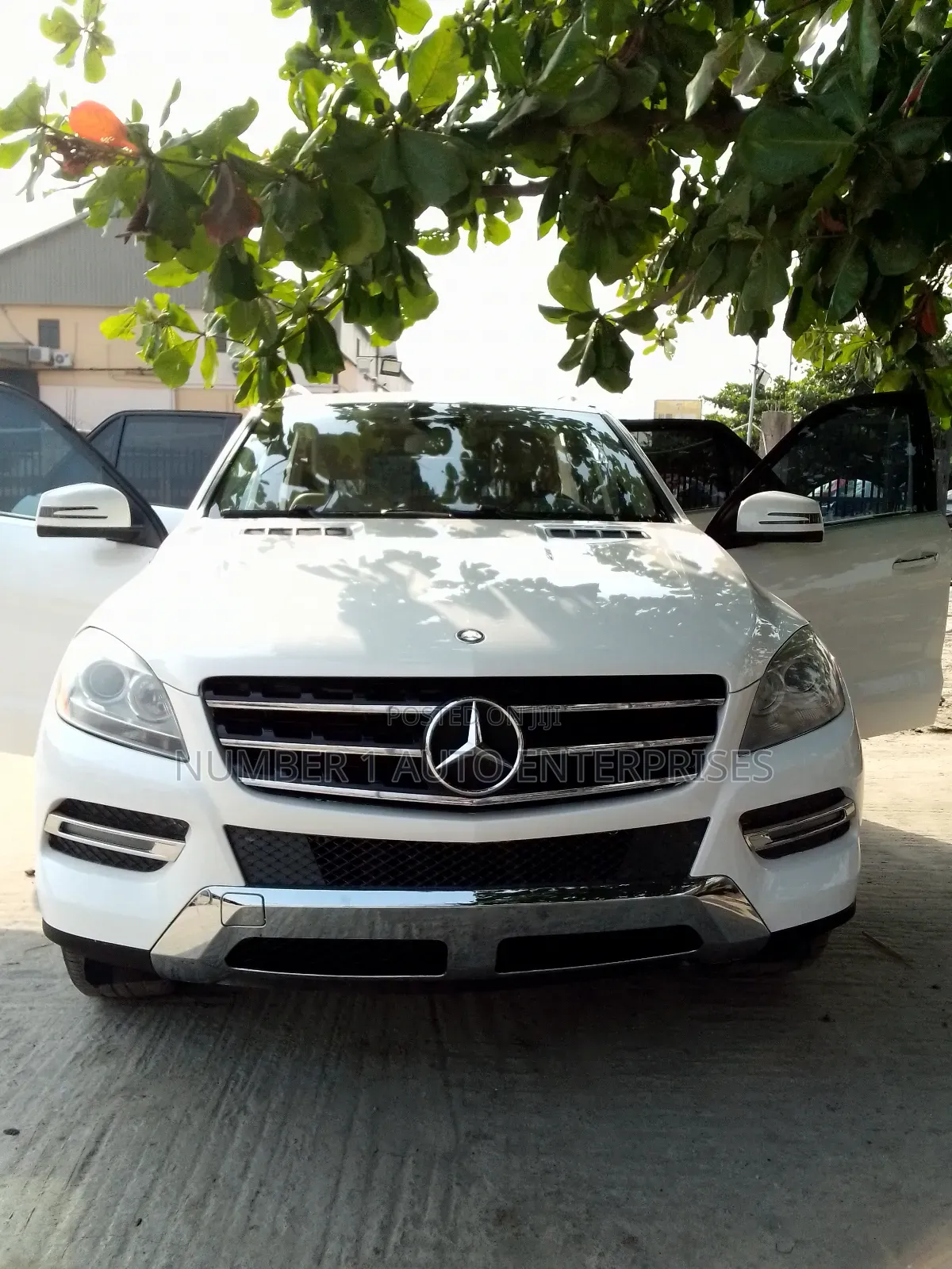 Mercedes-Benz M Class ML350 4dr SUV (3.5L 6cyl 7A) 2014 White
