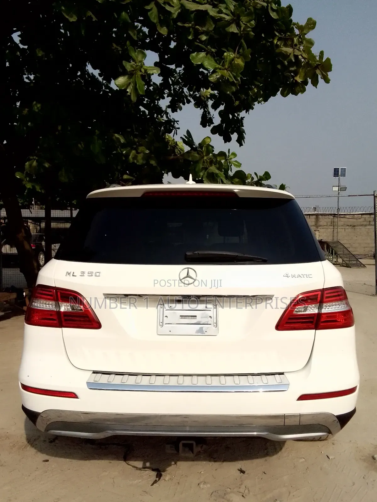Mercedes-Benz M Class ML350 4dr SUV (3.5L 6cyl 7A) 2014 White