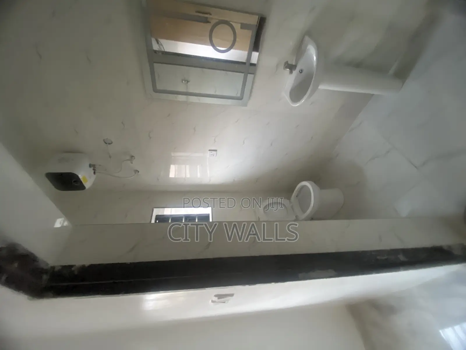 2bdrm Block of Flats in L&K Estate Owode, Ajah for rent