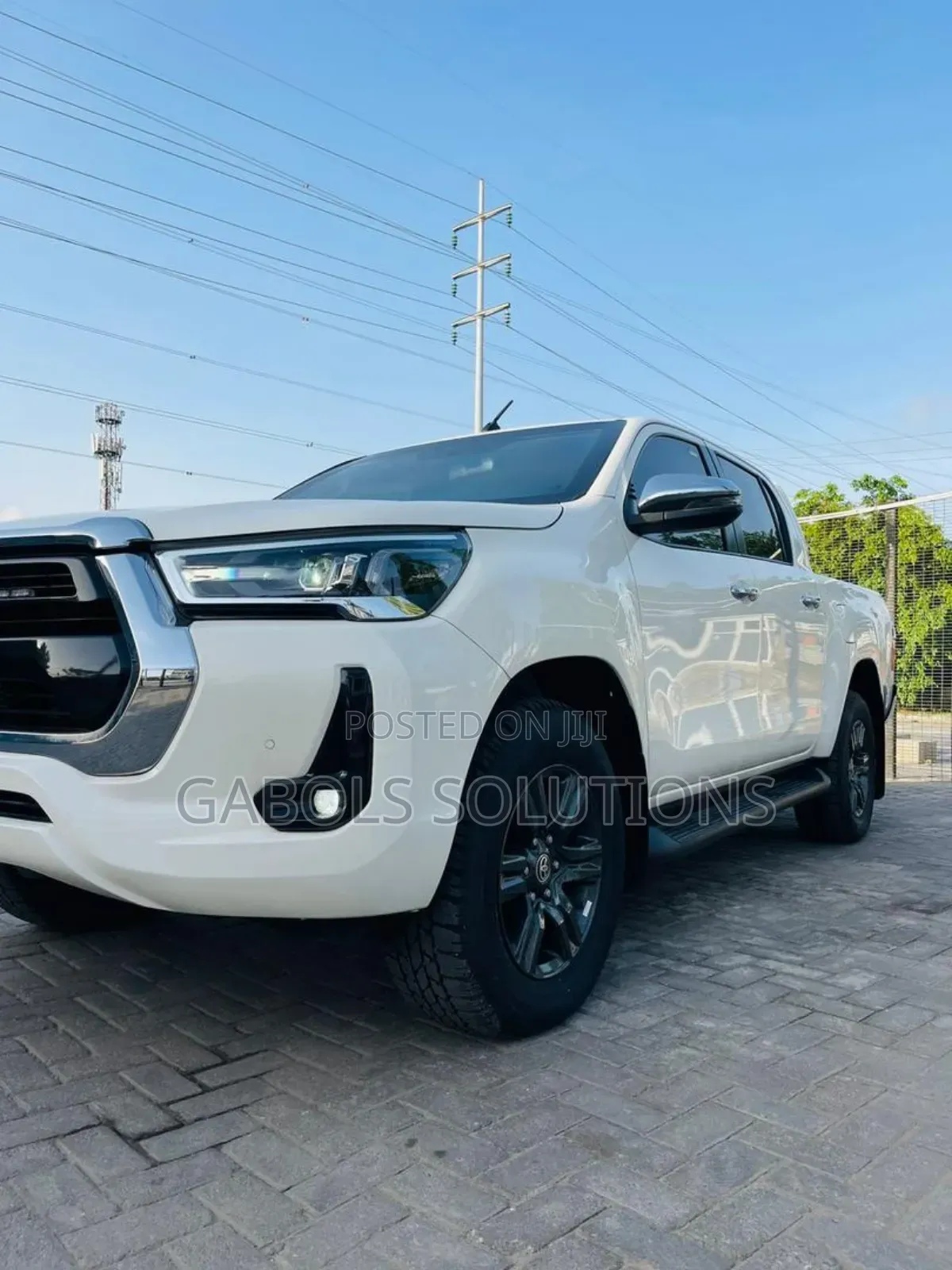 New Toyota Hilux 2023 White