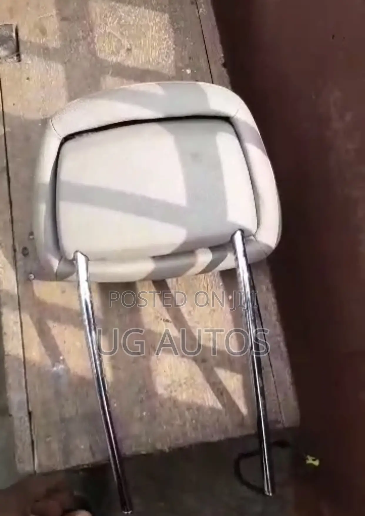 Headrest Mercedes Benz C300 (204)