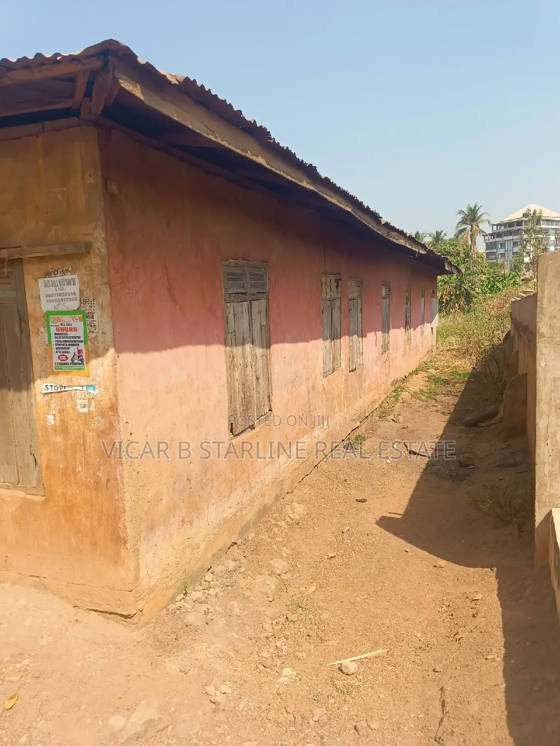 5bdrm Bungalow in International Market, Ebonyi for sale