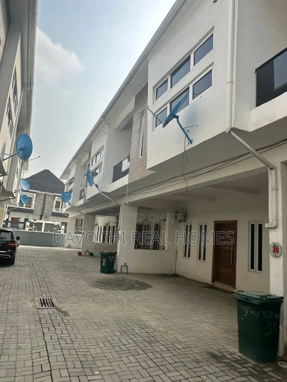Furnished 4bdrm Duplex in Ikota for rent