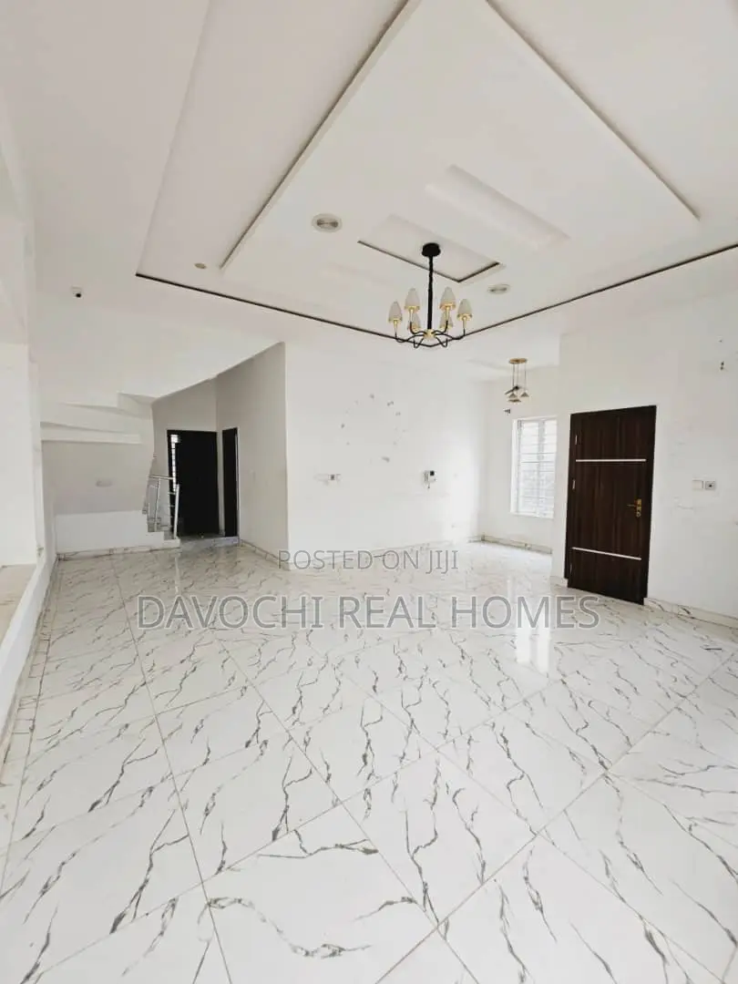 Furnished 4bdrm Duplex in Orchid Road, Lekki for rent
