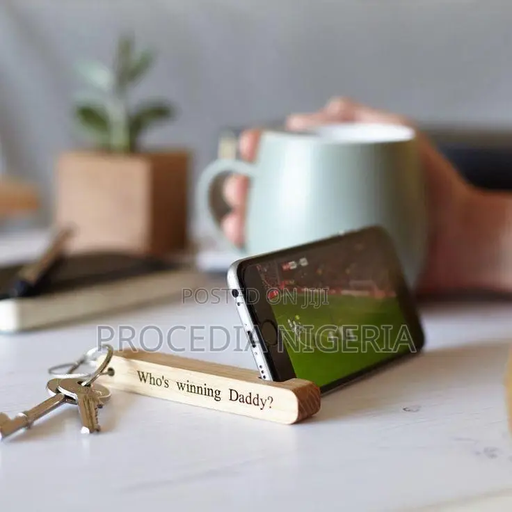 Wooden Keyholder/Phone Stand