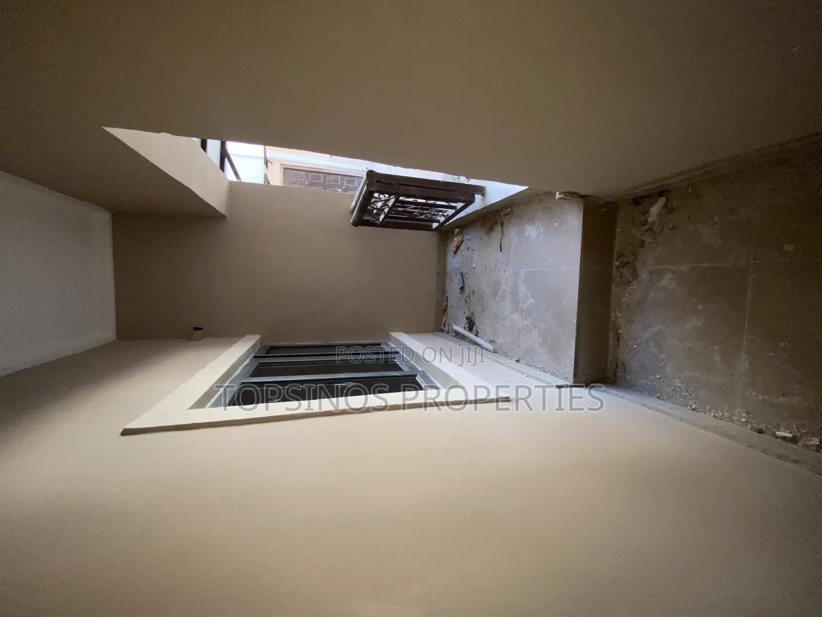 2bdrm Block of Flats in Dawaki for rent