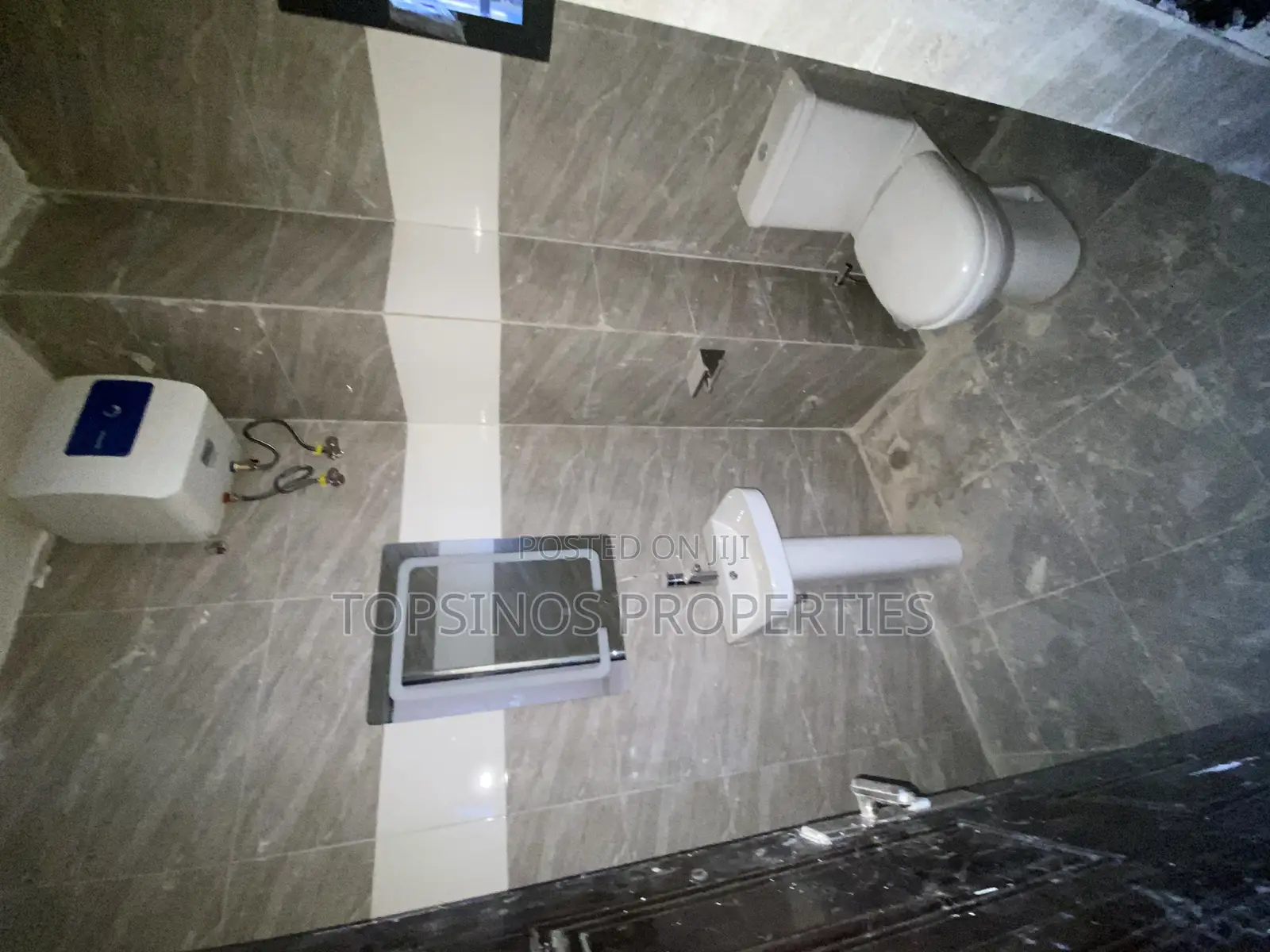 1bdrm Block of Flats in Dawaki for rent