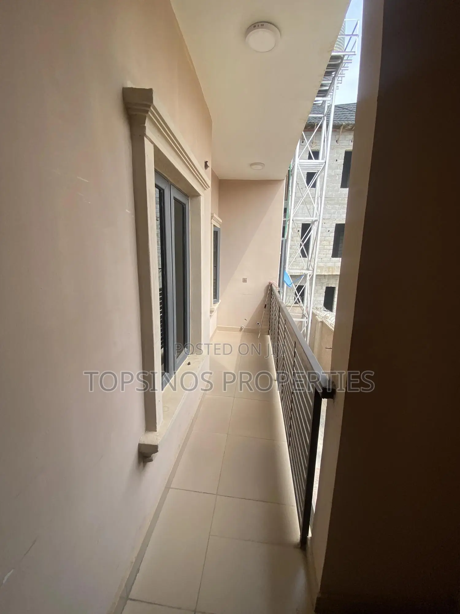 2bdrm Block of Flats in Dawaki for rent