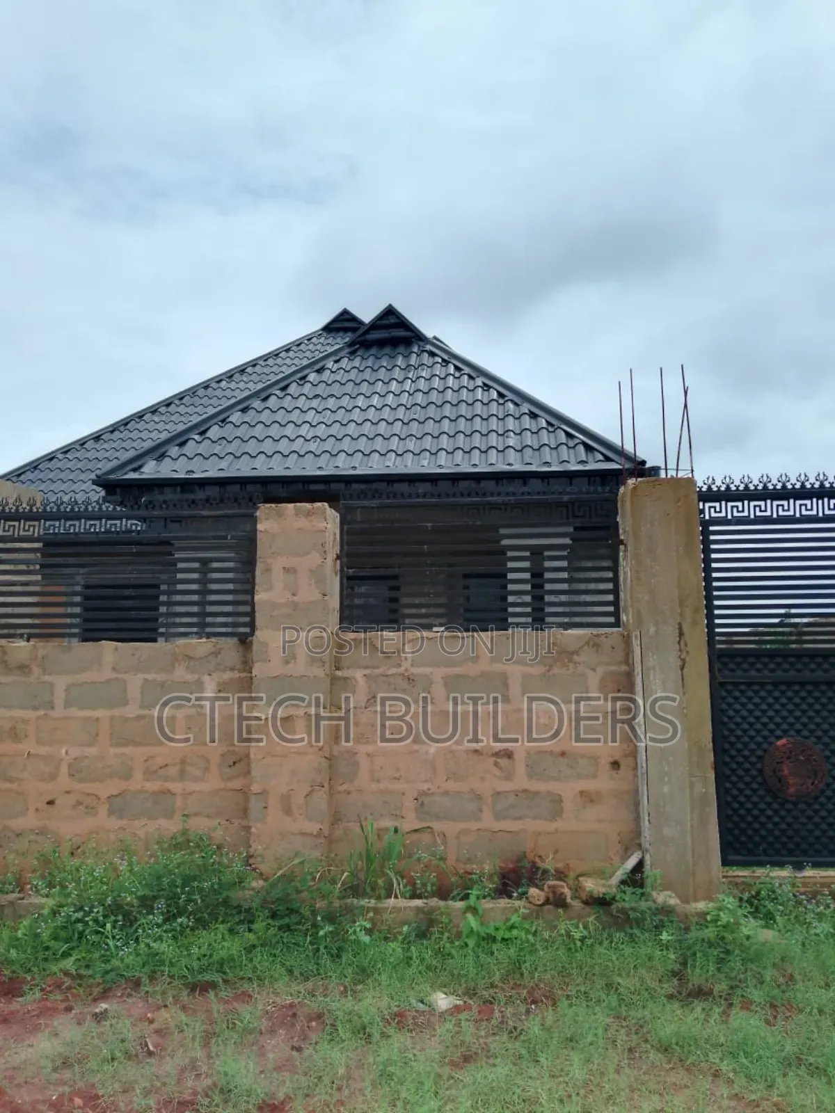 5bdrm Bungalow in Benin City for sale