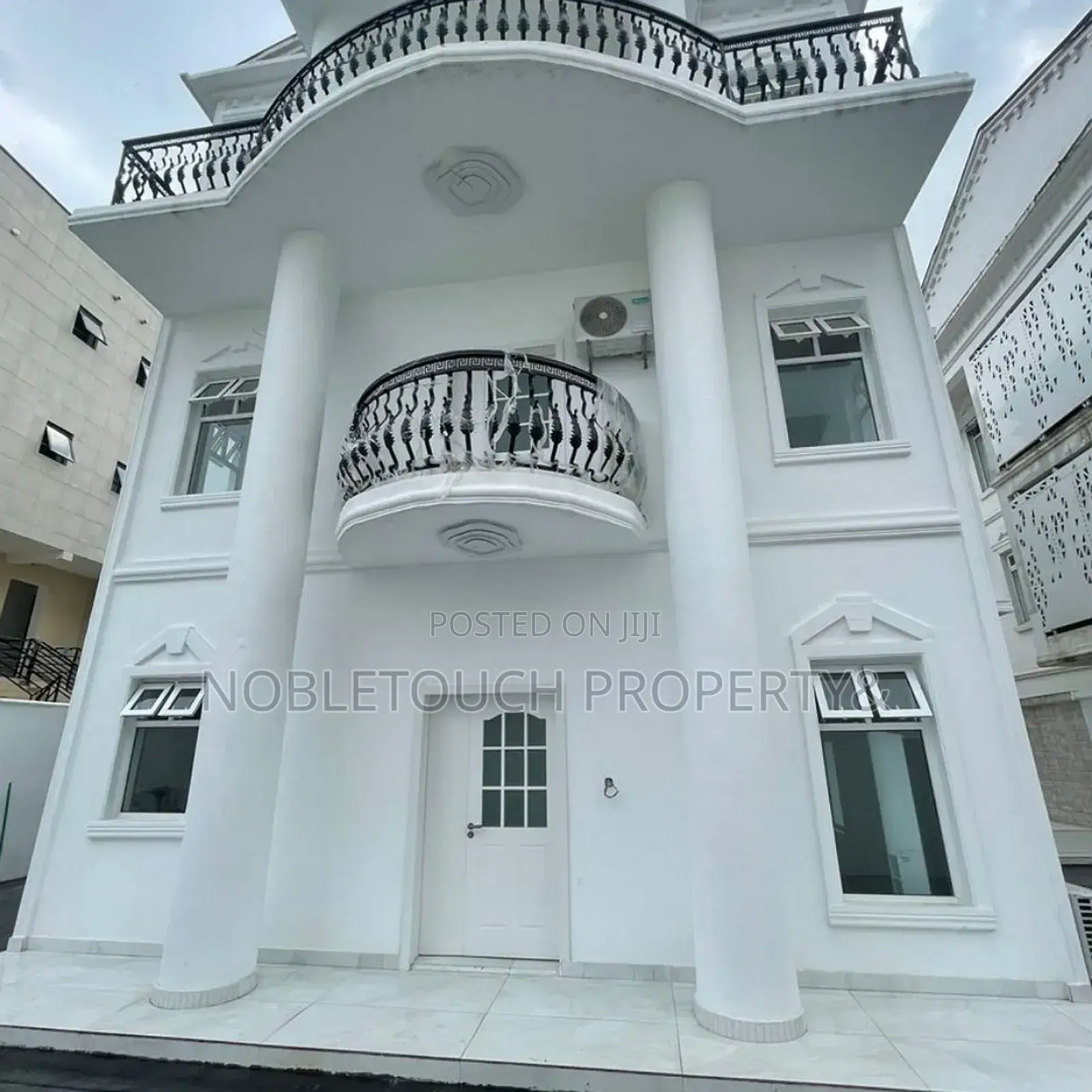 Furnished 4bdrm Duplex in Ikoyi Lagos, Banana Island for sale
