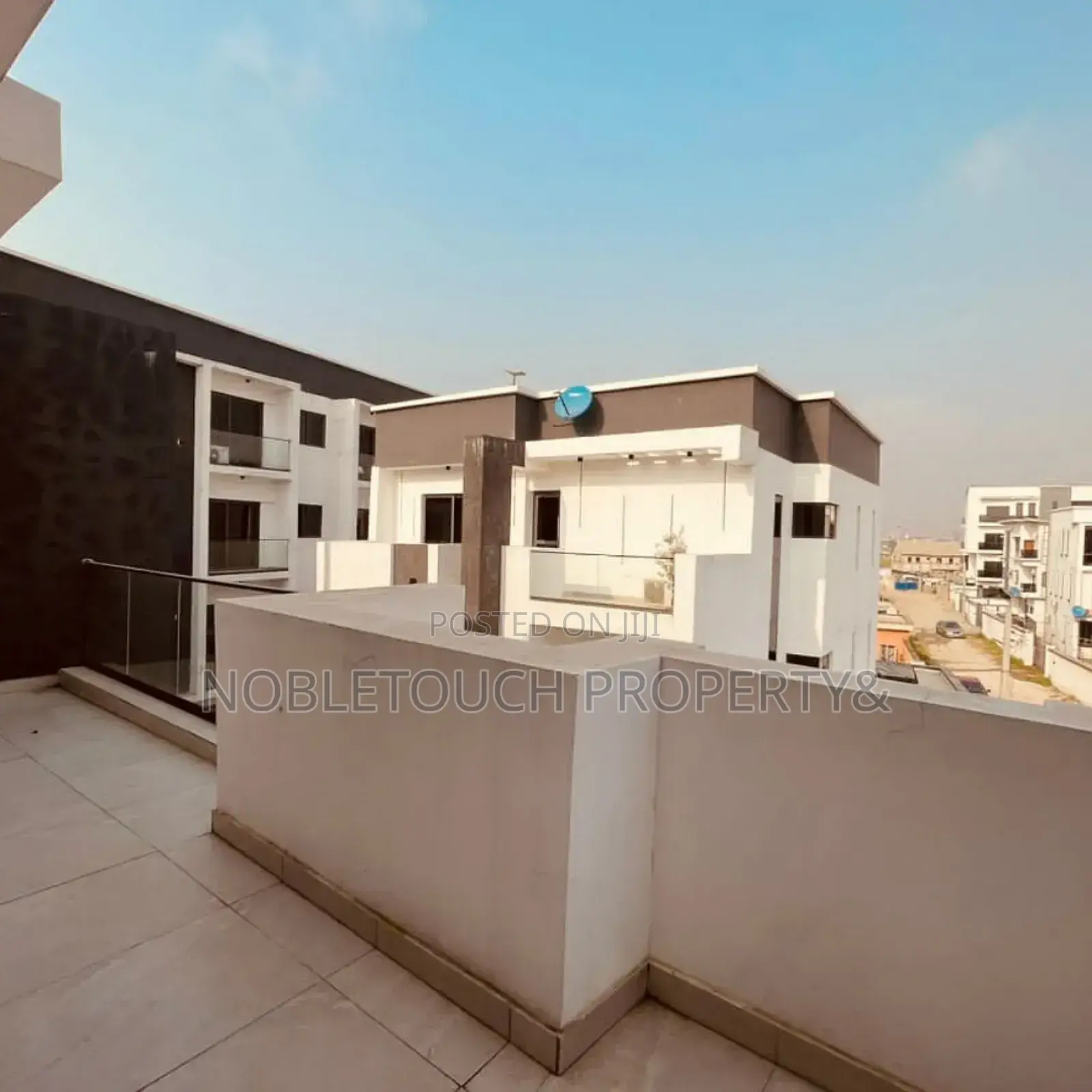 4bdrm Duplex in Ologolo Lekki Phase for sale