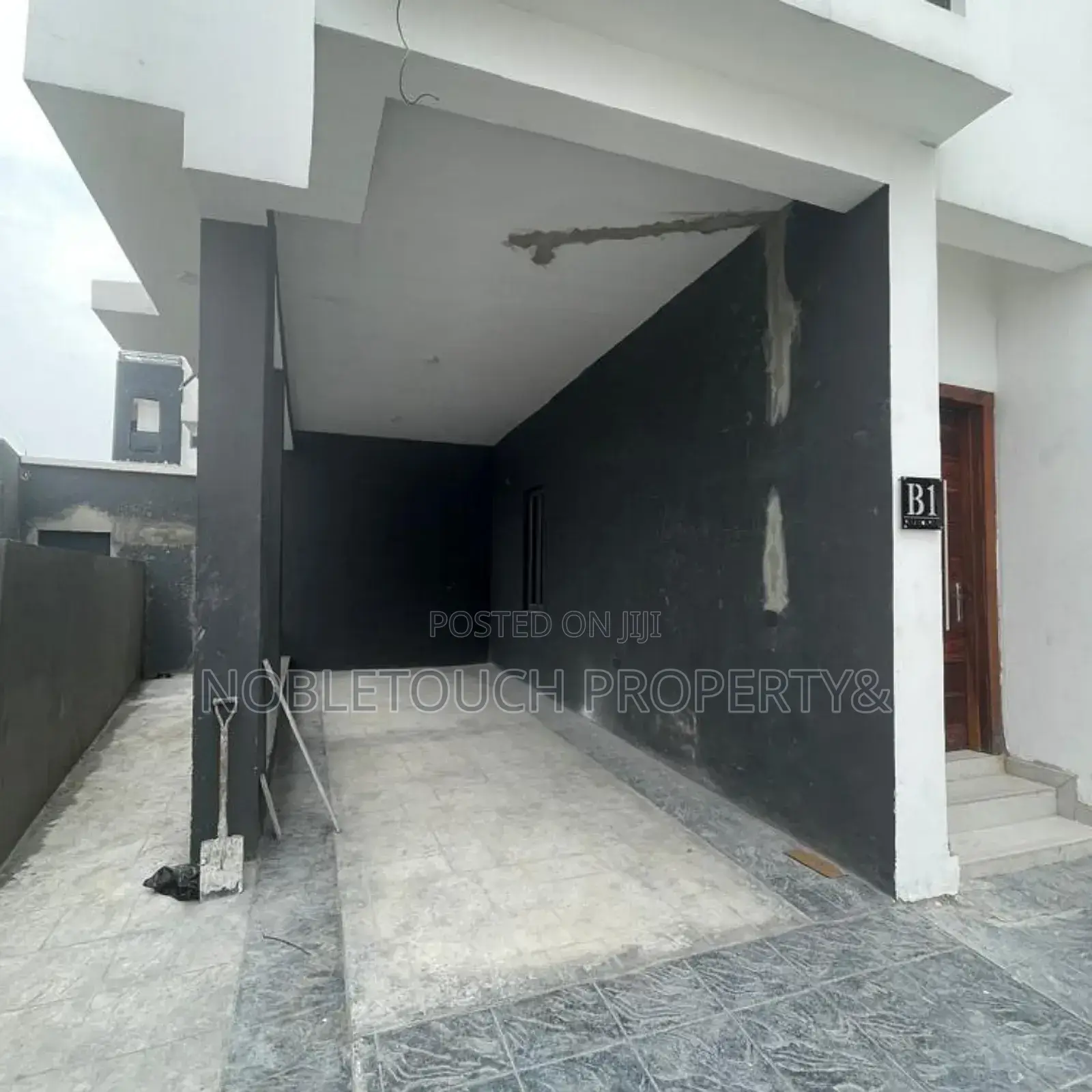4bdrm Duplex in Ologolo Lekki Phase for sale