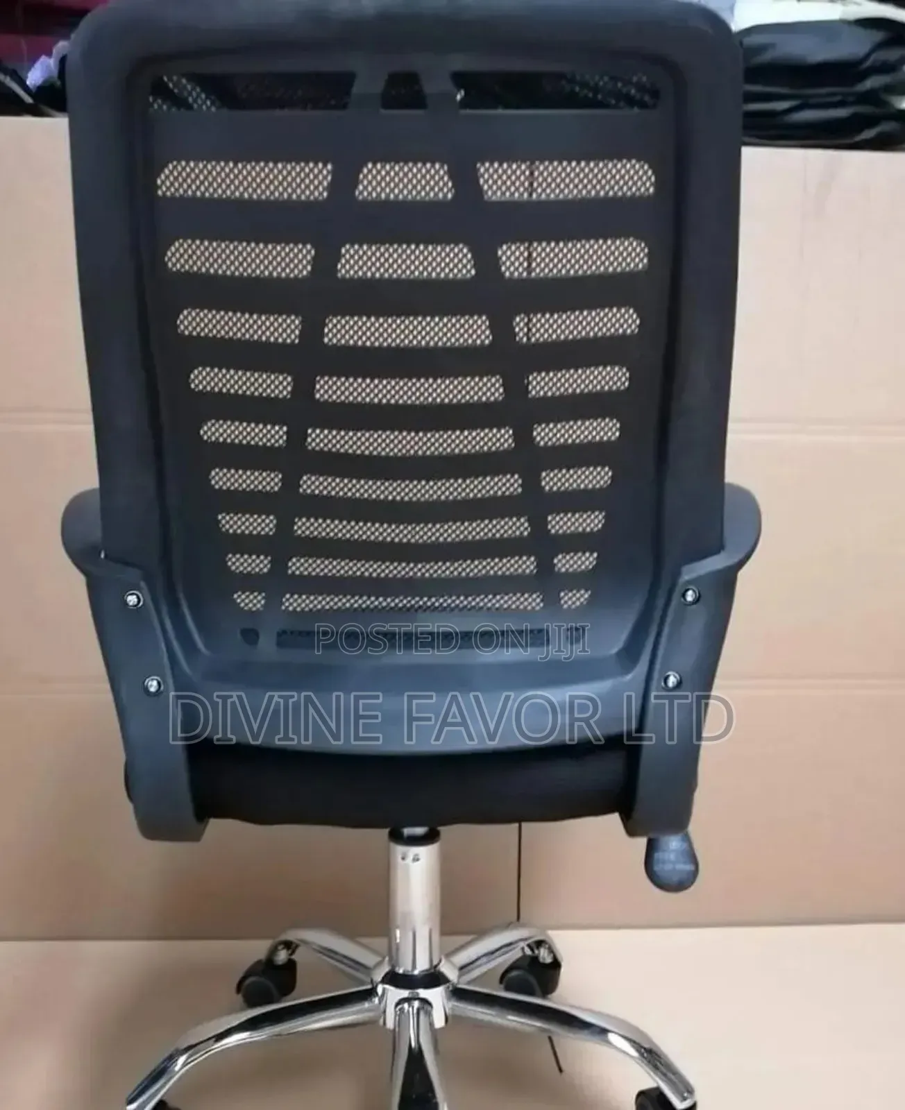 Victory Office Chair Swivel for Office Staff.