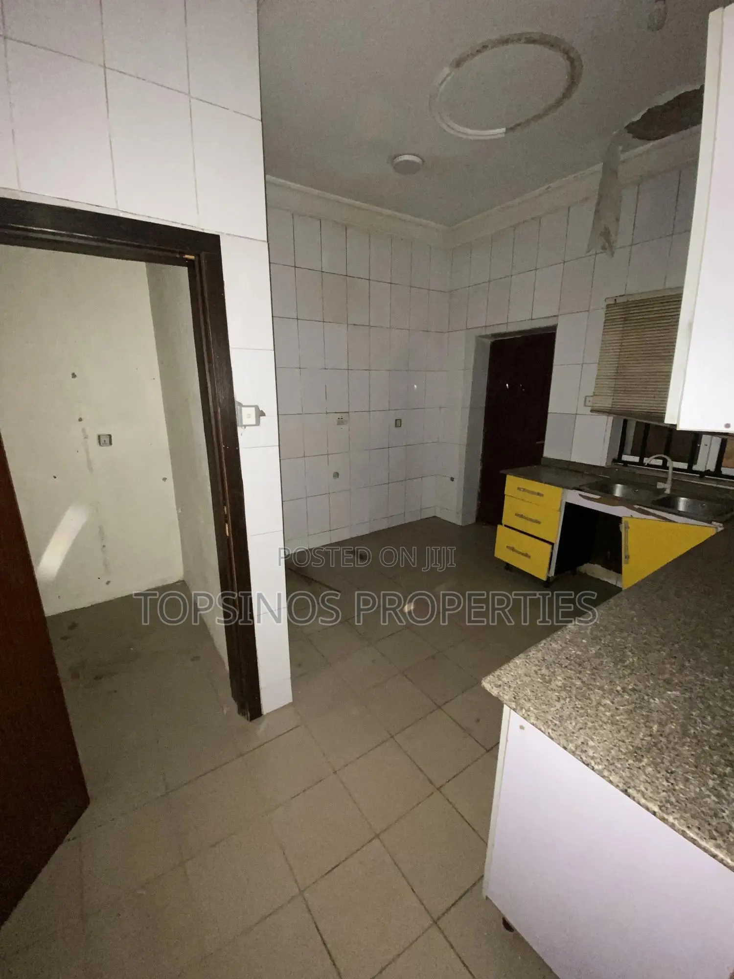 2bdrm Block of Flats in Dawaki for rent