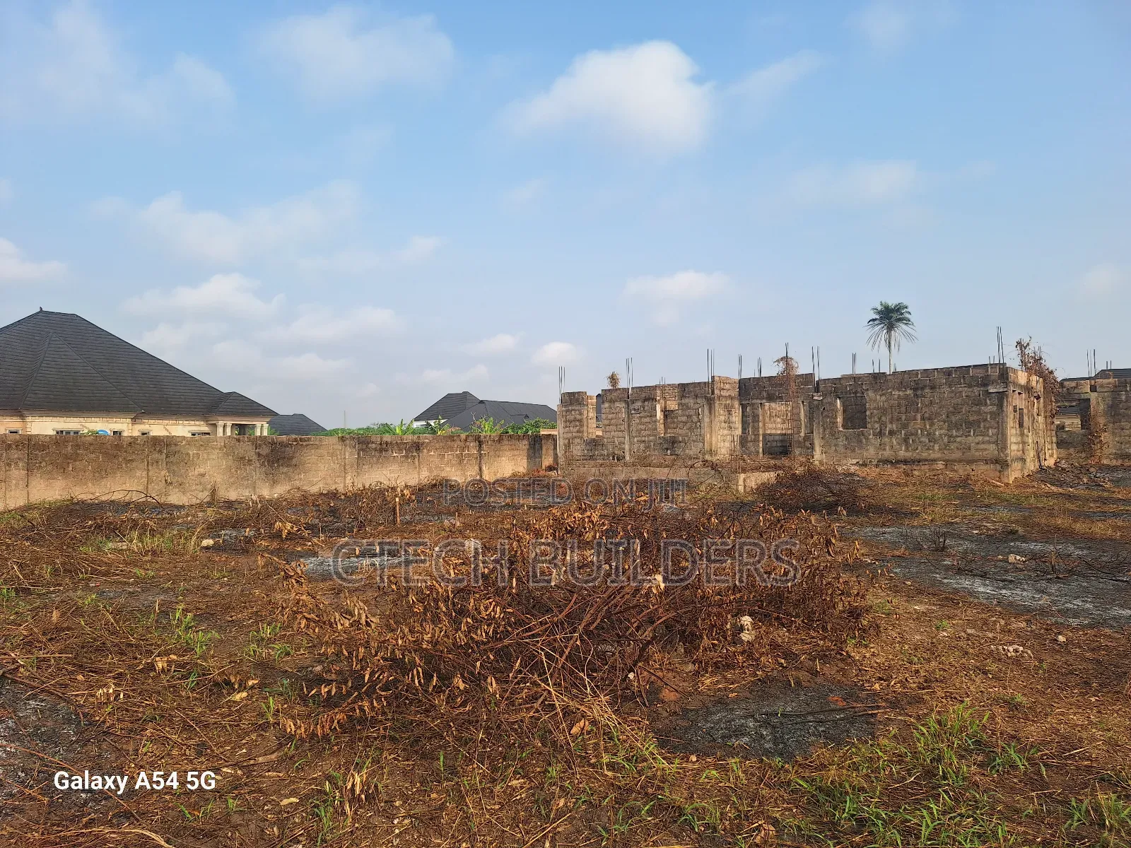 6bdrm Duplex in Benin City for sale