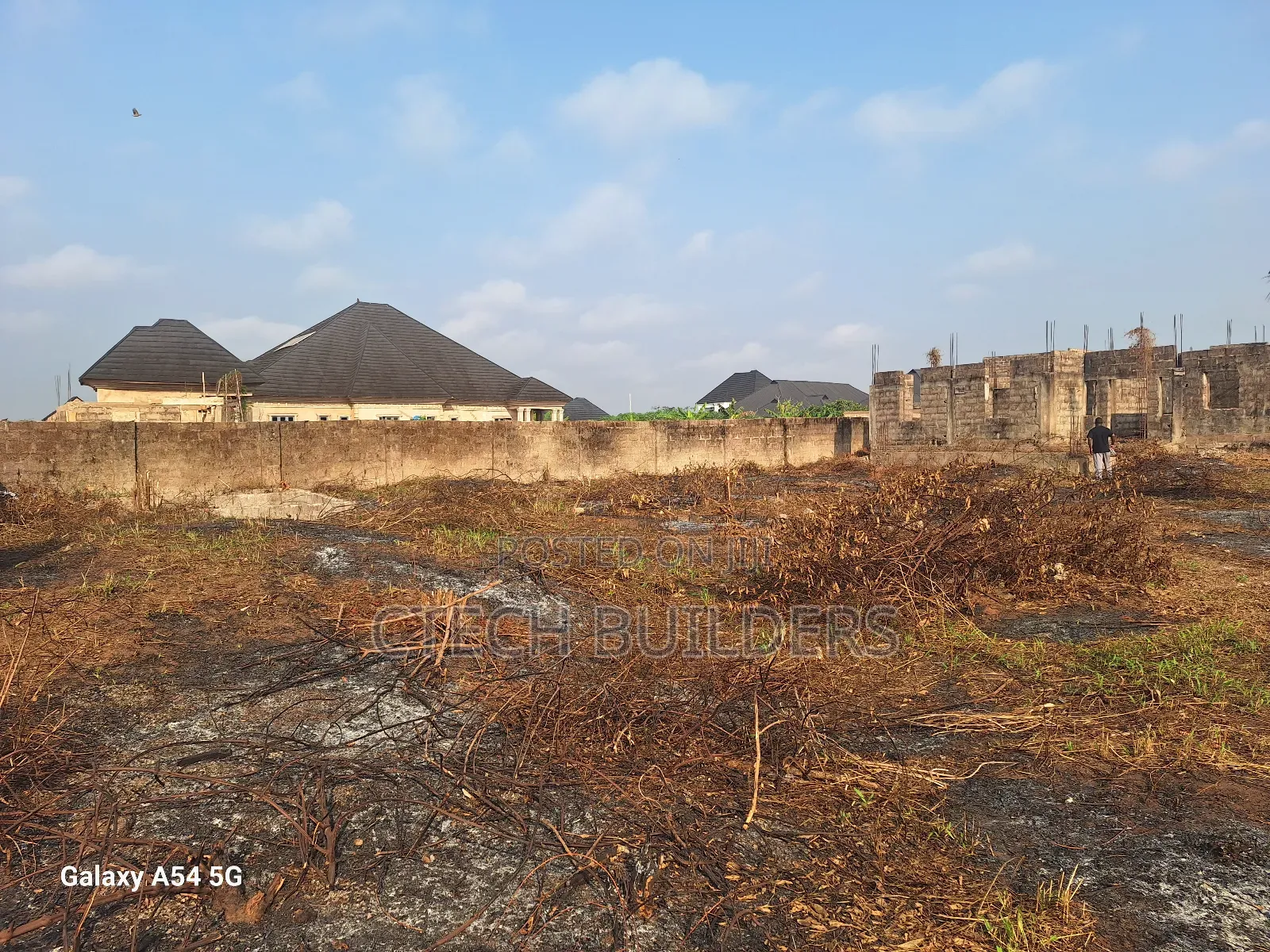 6bdrm Duplex in Benin City for sale