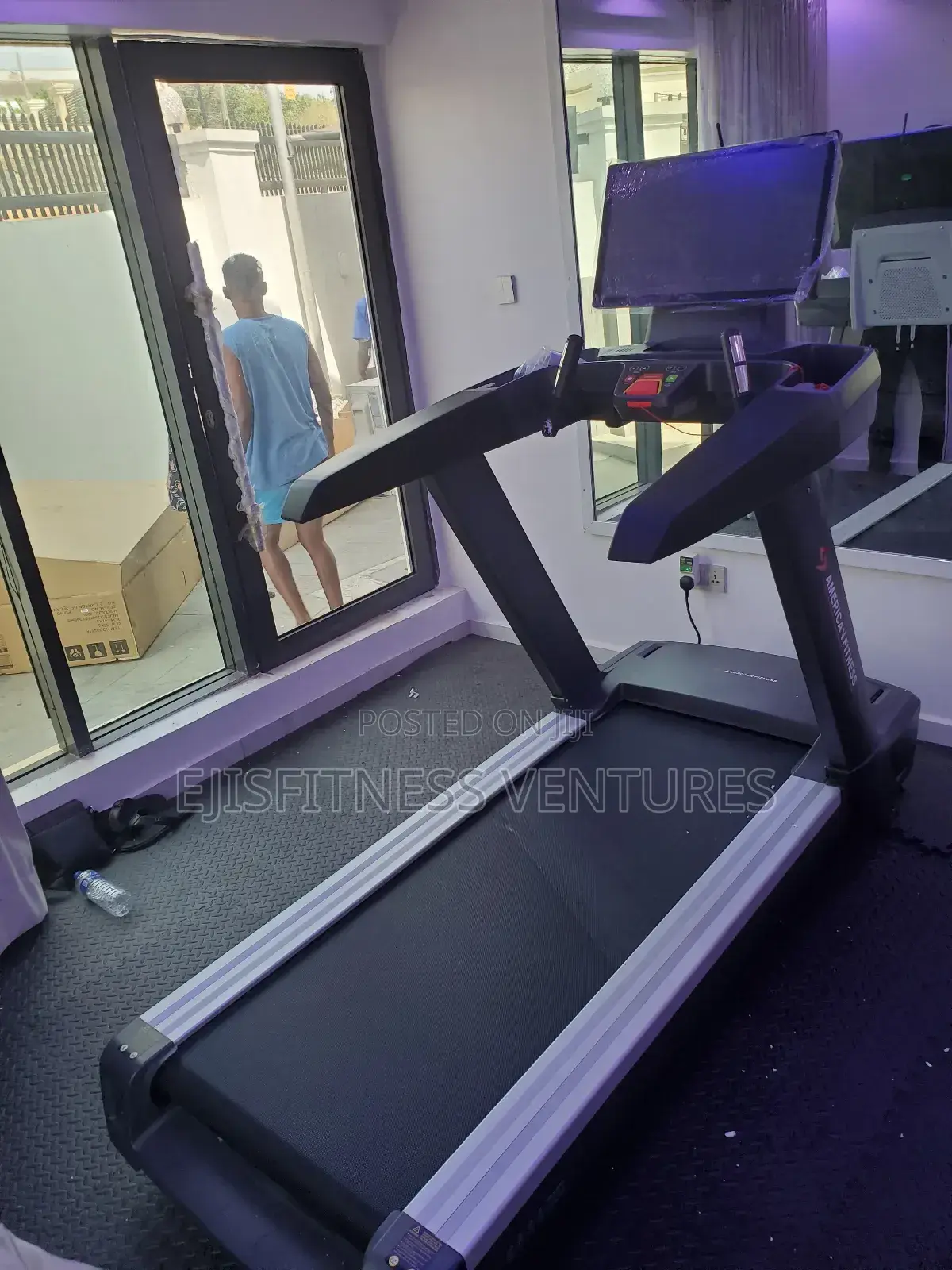 6hp Heavy-Duty Treadmill