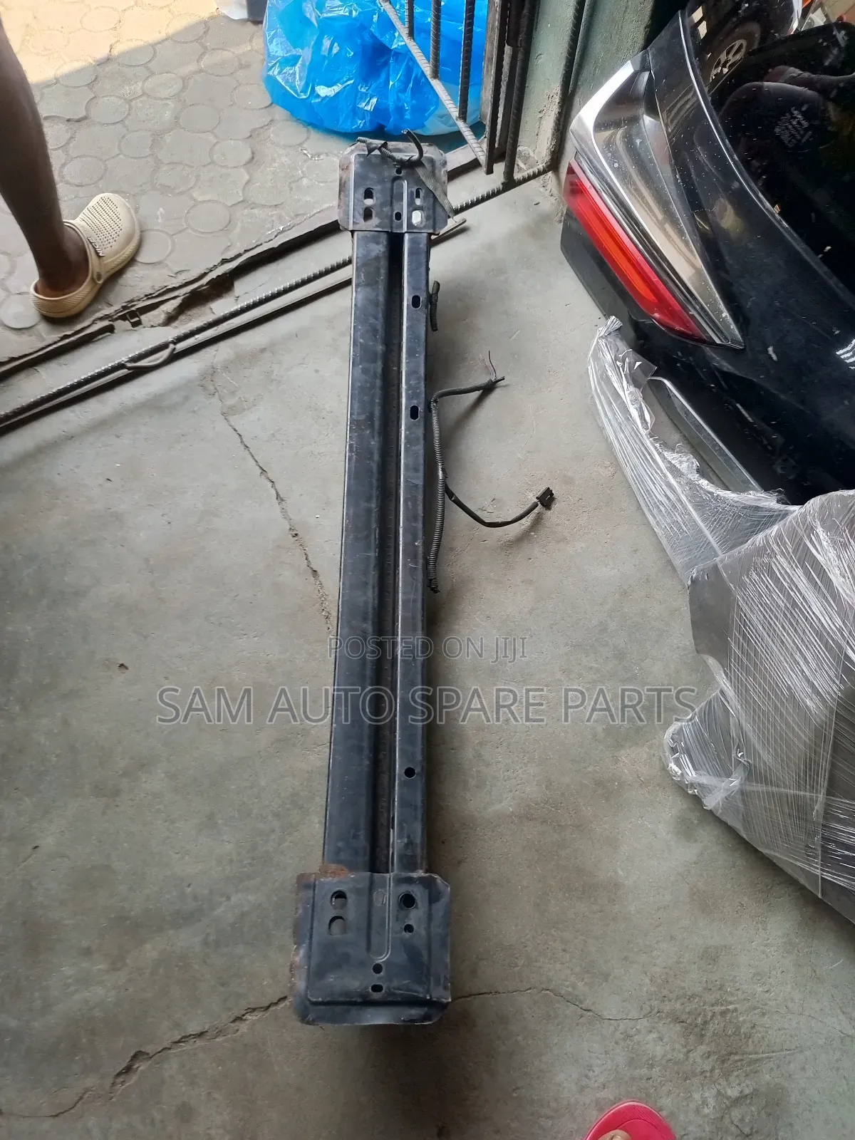 Toyota Venza Bumper Bim Front One 2014 Model