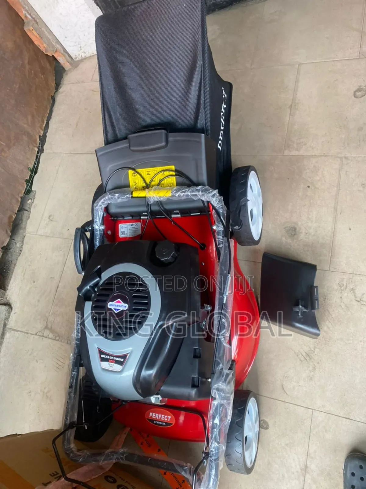 Original Briggs and Stratton Lawnmower 6.5hp