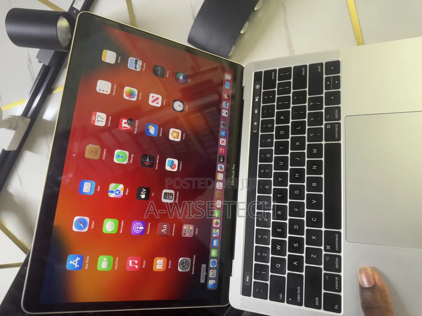 Laptop Apple MacBook Pro 2017 16GB Intel Core I5 SSD 256GB