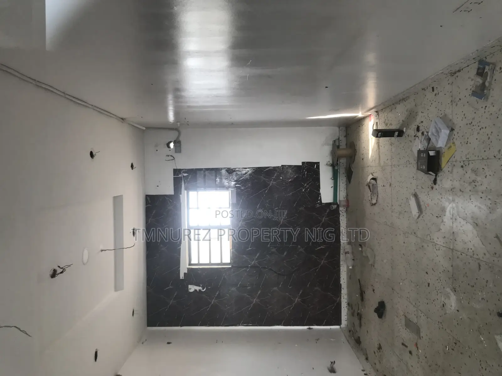 Shop for Rent Facing the Road Orchild Road