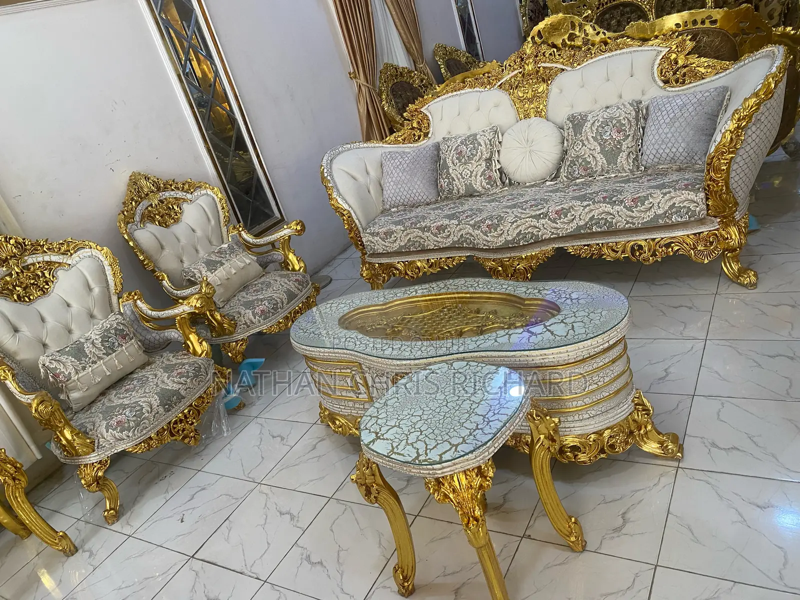 High Quality Stock Luxury Sofa Set