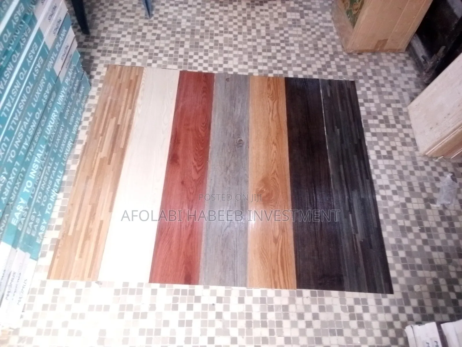 PVC Vynil Floor Tiles (30 Pieces in a Carton,1.2mm)