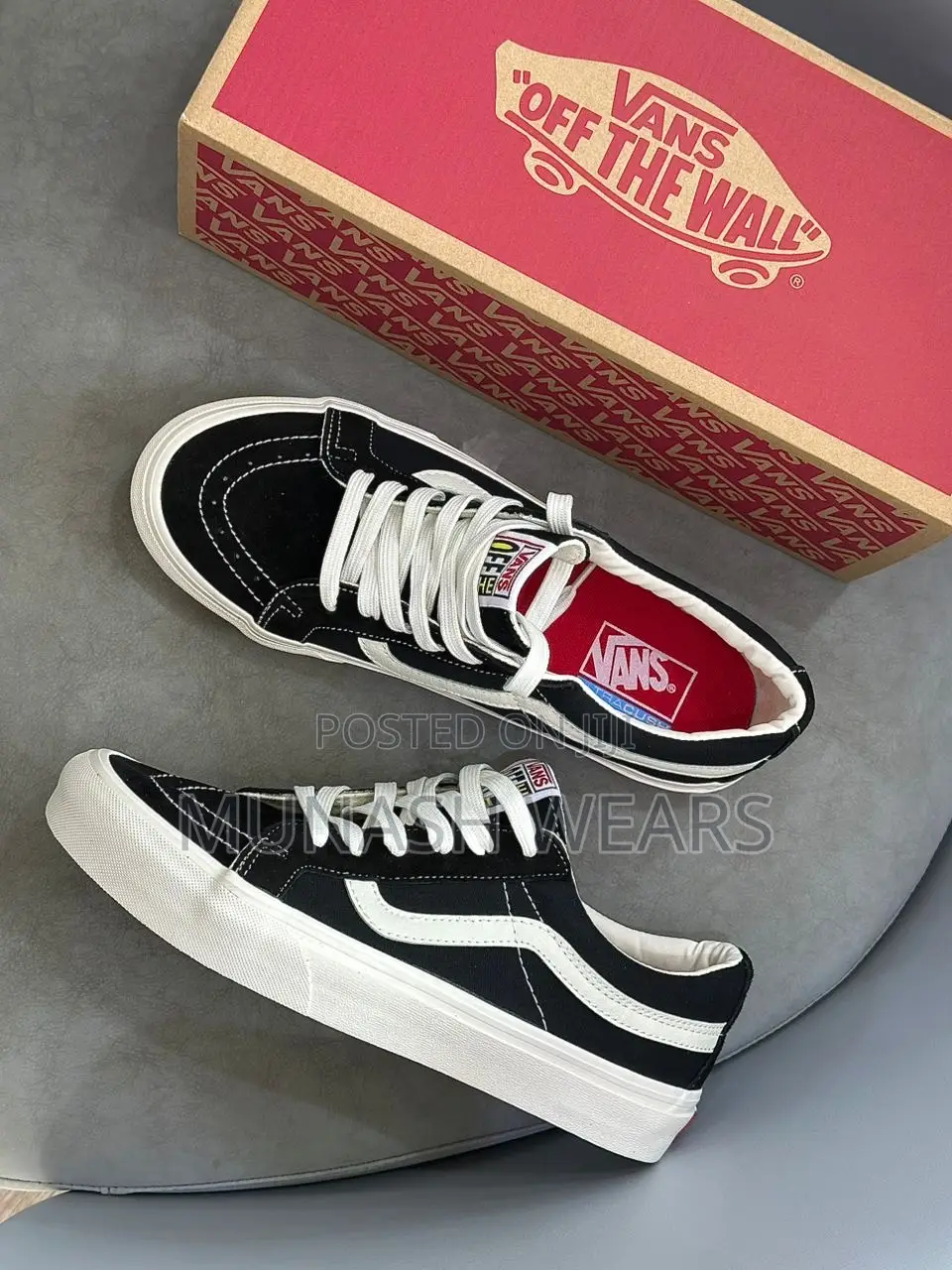 Classic Vans Sneakers Collection,Nationwide Delivery