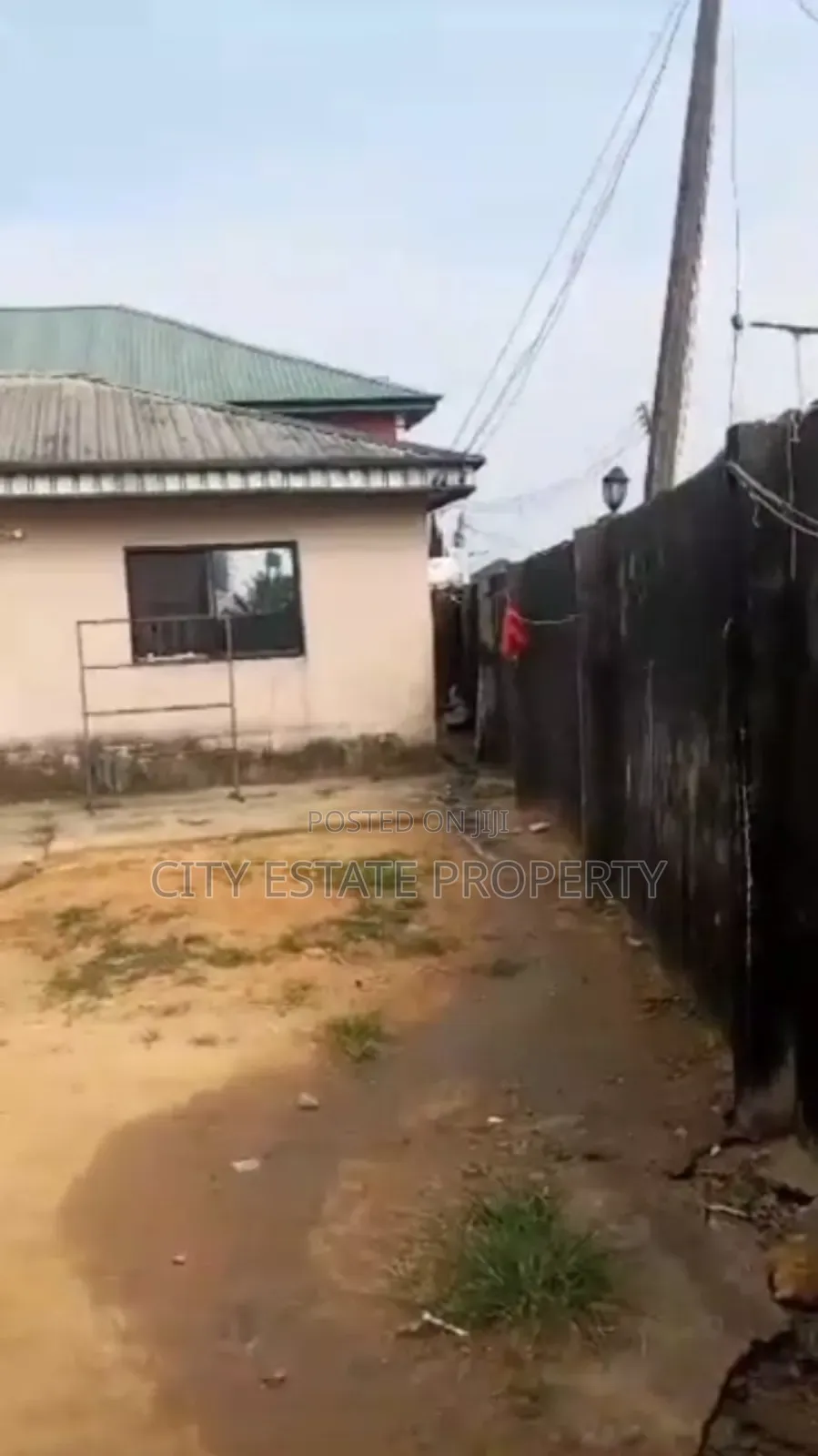6bdrm Bungalow in Rumudara, Port-Harcourt for sale