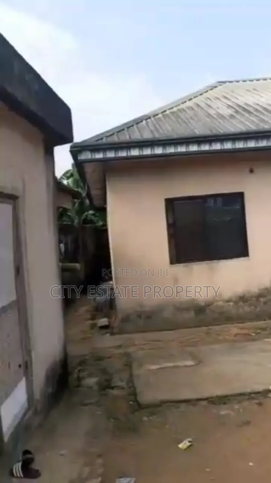 6bdrm Bungalow in Rumudara, Port-Harcourt for sale