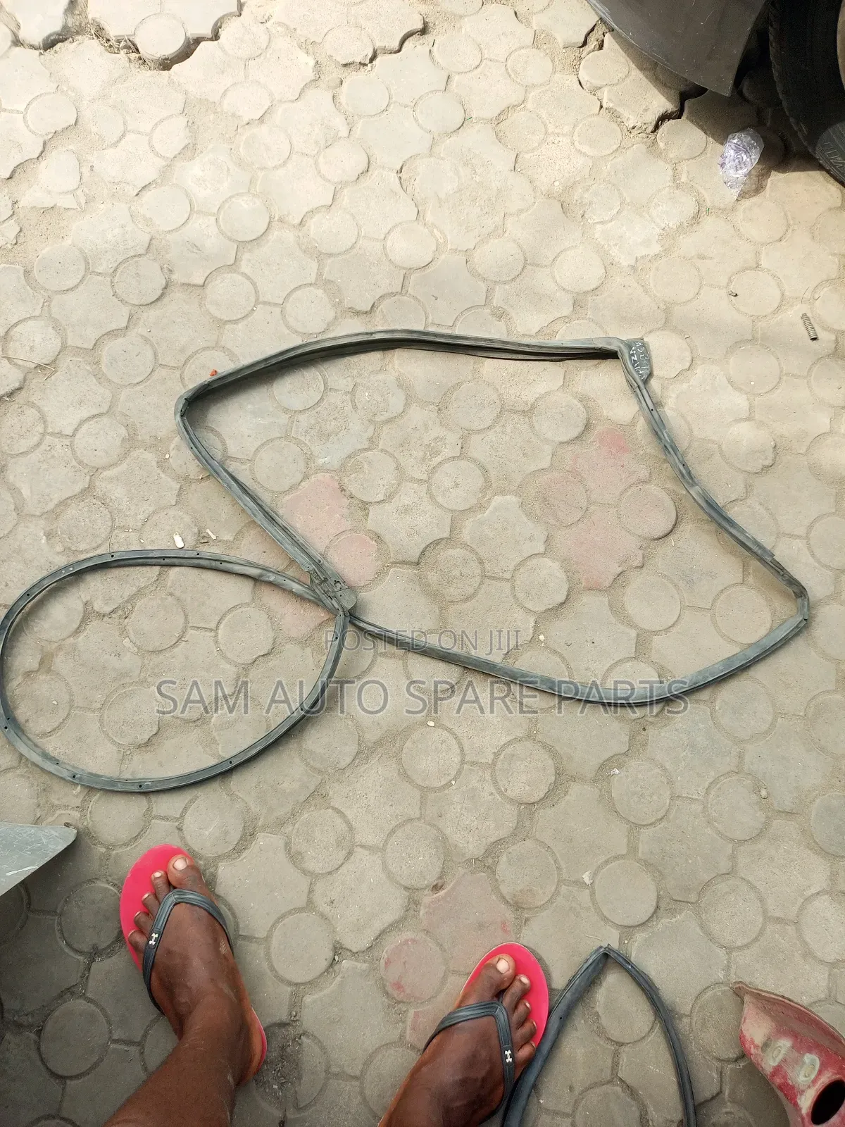 Toyota Venza Door Rubber Back Left Side 2013 Model