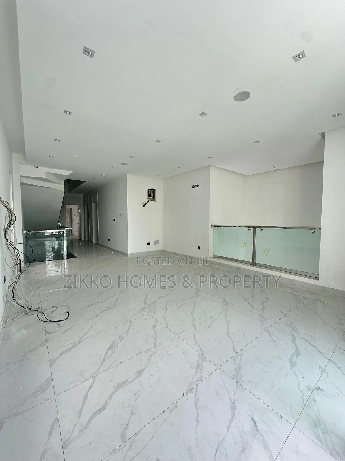 4bdrm Duplex in Lekki for sale