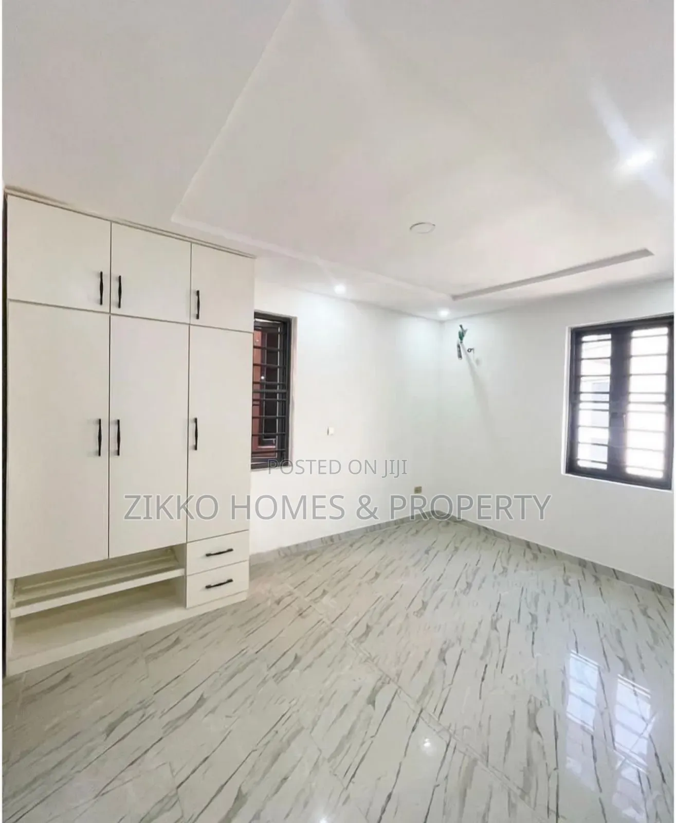4bdrm Townhouse/Terrace in Lekki for sale