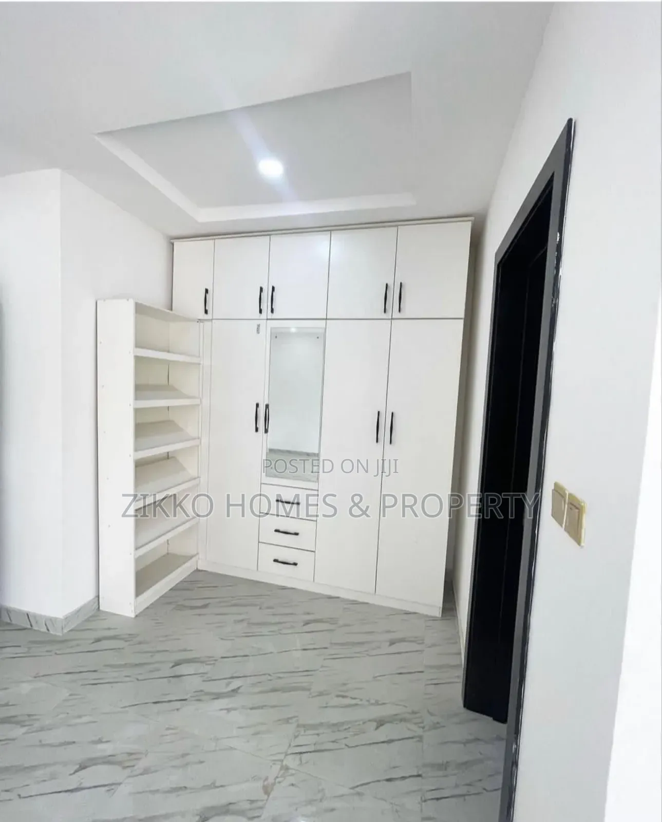 4bdrm Townhouse/Terrace in Lekki for sale