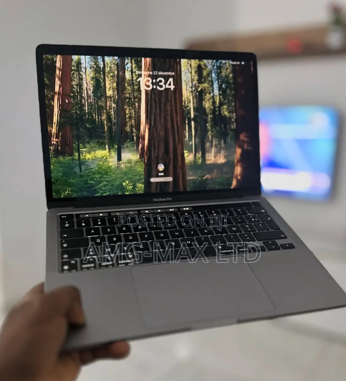 Laptop Apple MacBook Pro 2020 M1 8GB Apple M1 Pro SSD 512GB