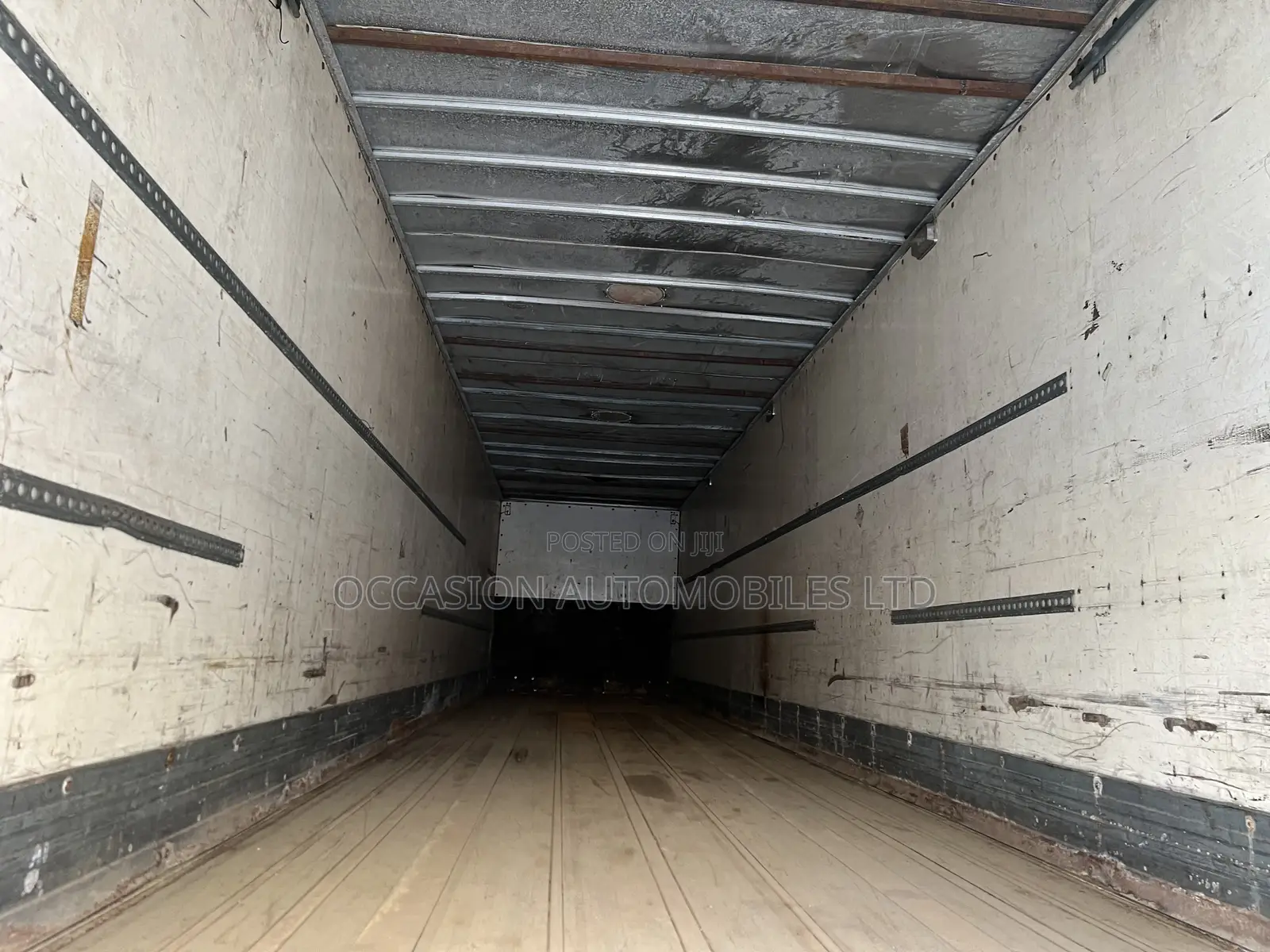 Trailer Loose