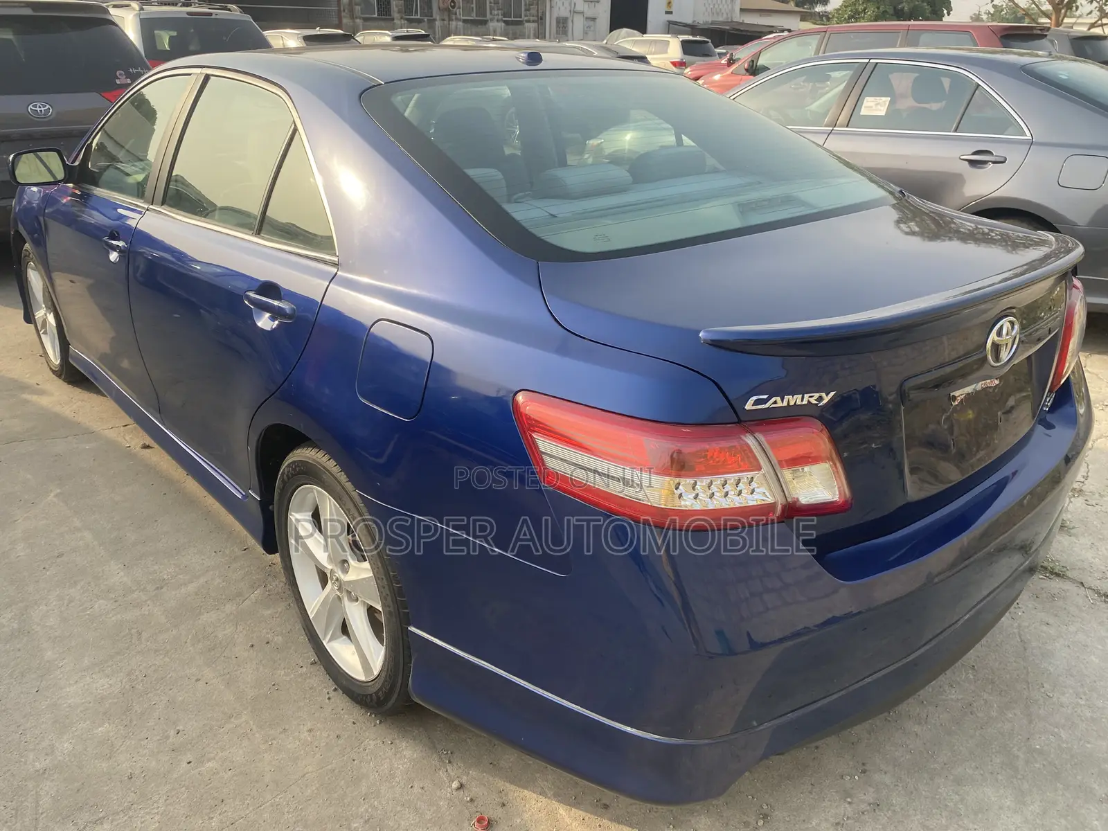 Toyota Camry 2010 Blue