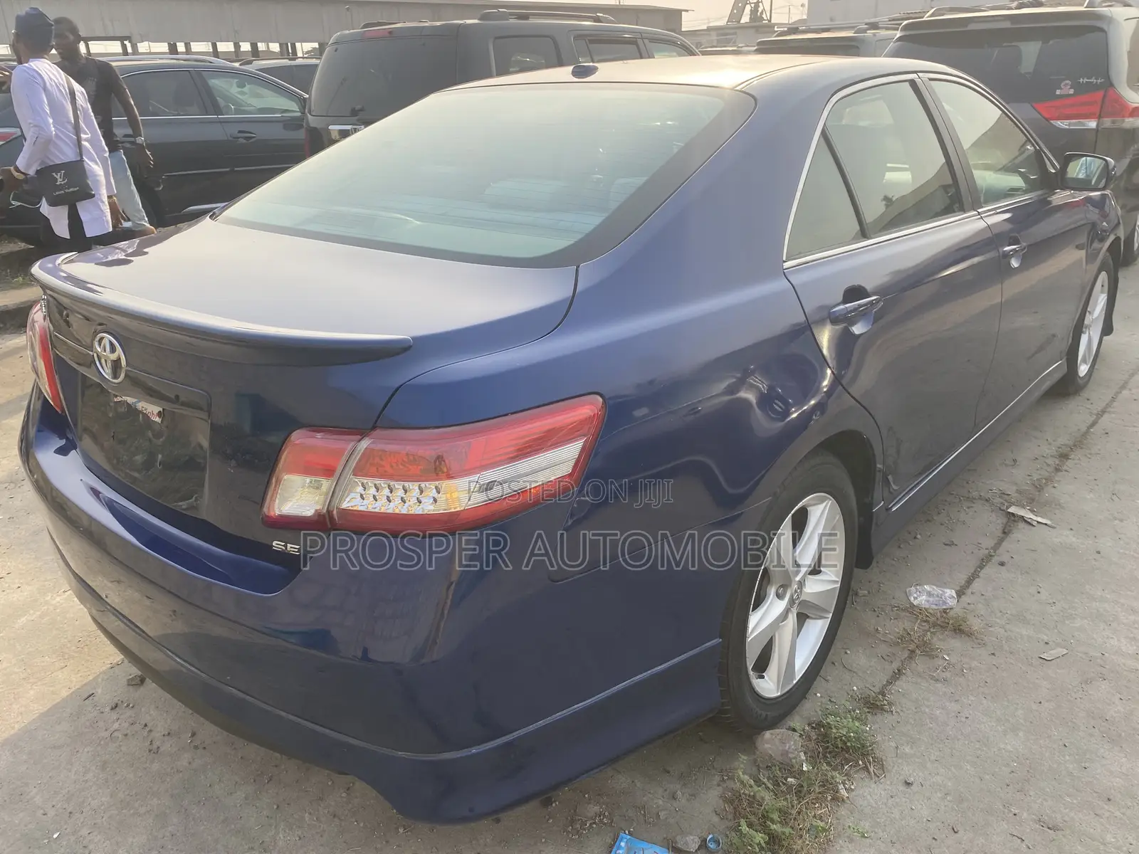 Toyota Camry 2010 Blue