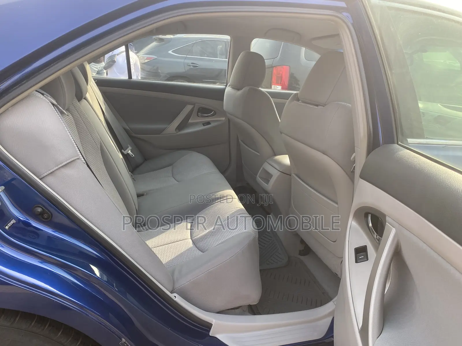 Toyota Camry 2010 Blue