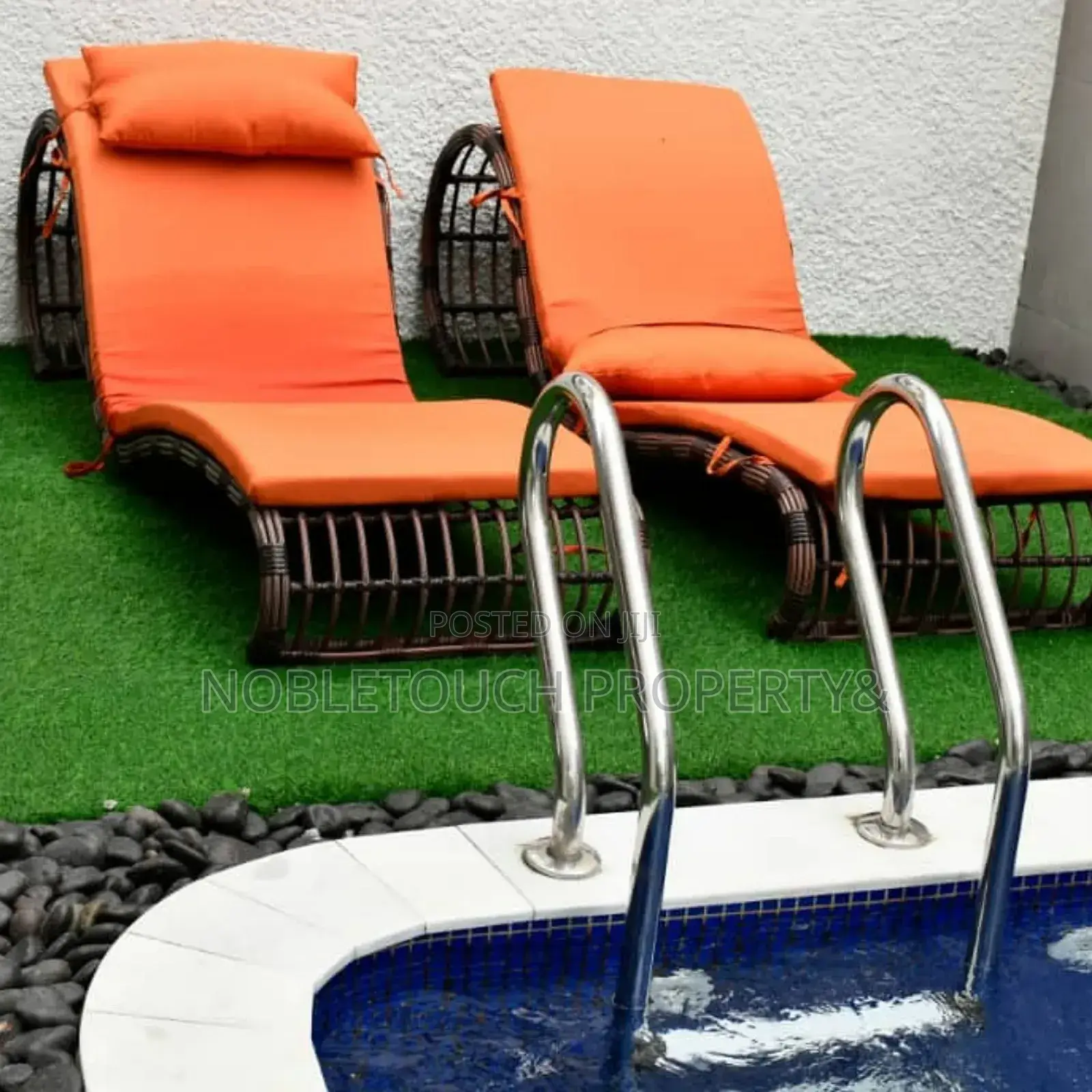 Furnished 5bdrm Duplex in Banana Island for sale
