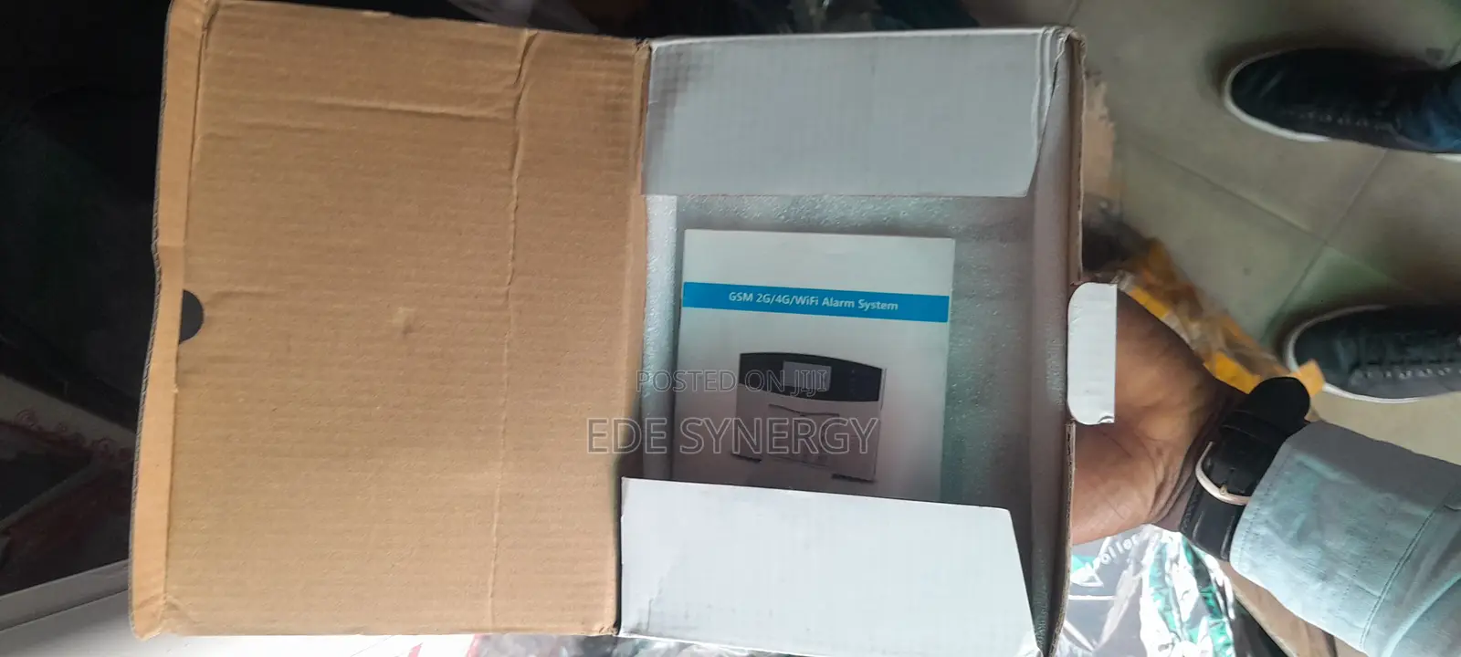 Burglary Alarm System With Mobile APP