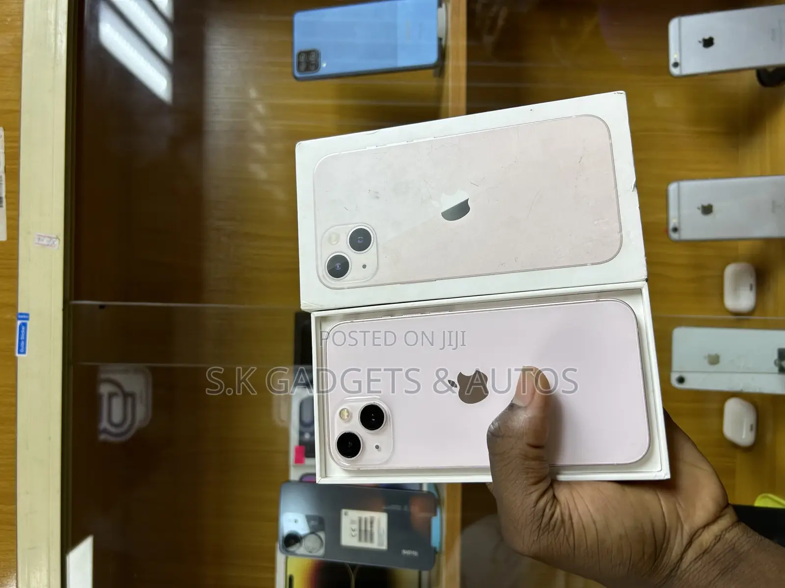 Apple iPhone 13 128 GB Pink