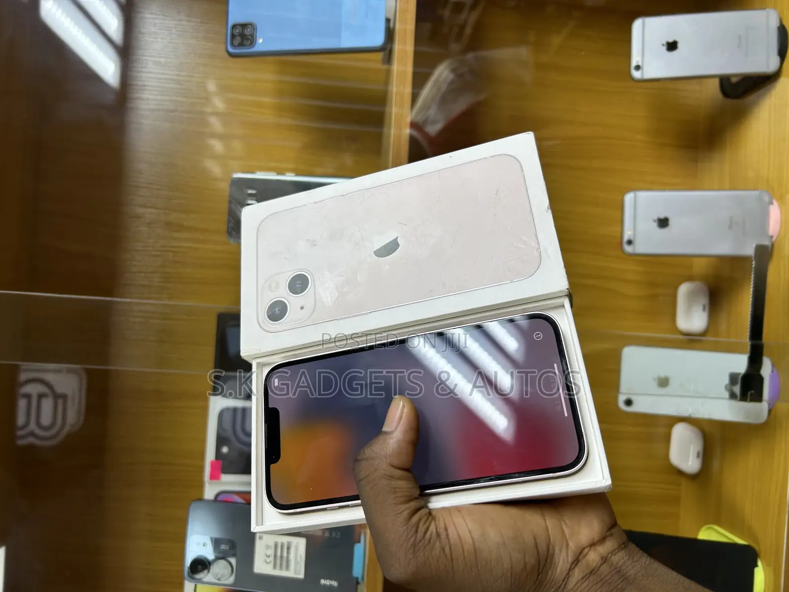 Apple iPhone 13 128 GB Pink