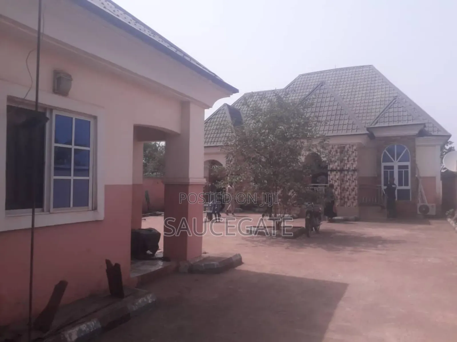 4bdrm Bungalow in Amansea, Awka for sale