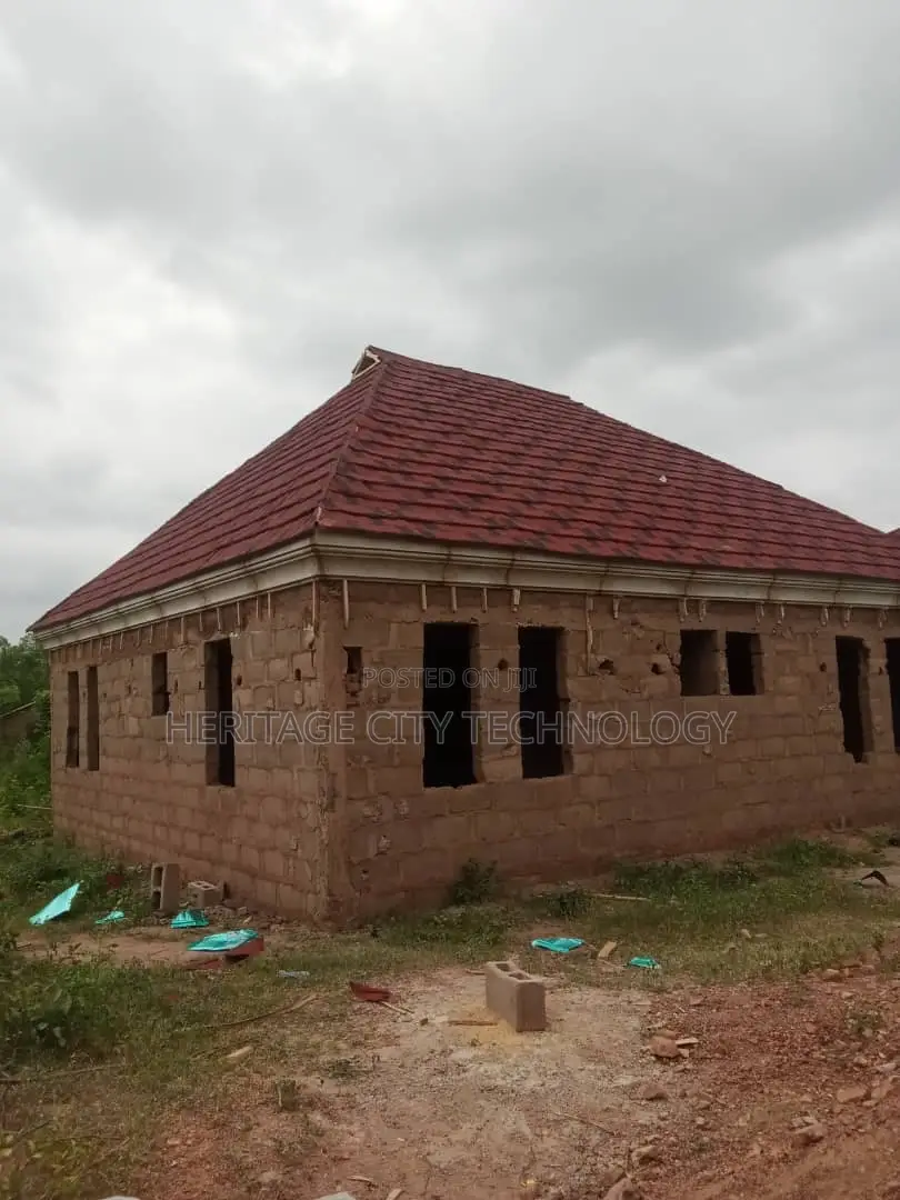 Brown With Black Patch Shingles Design
